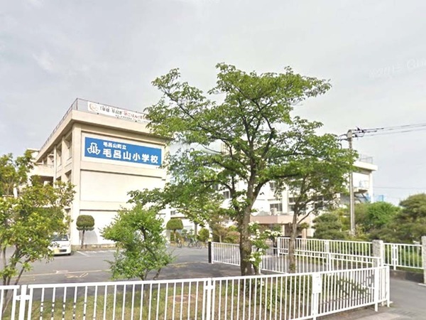 入間郡毛呂山町中央2丁目の中古一戸建て(毛呂山町立毛呂山小学校)