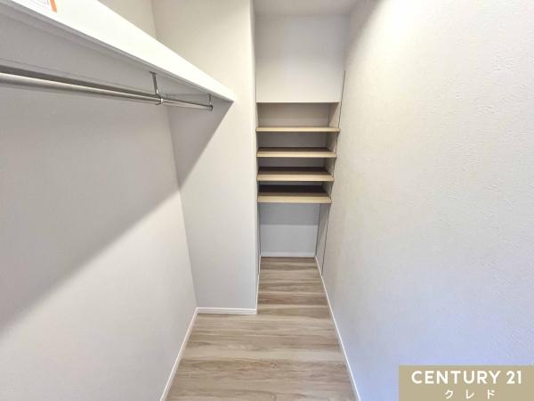 パークヒルズ若葉スカイハイツ(収納)