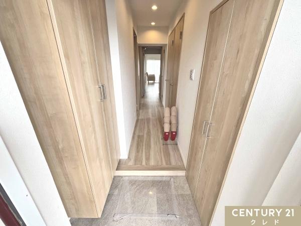 パークヒルズ若葉スカイハイツ(玄関)