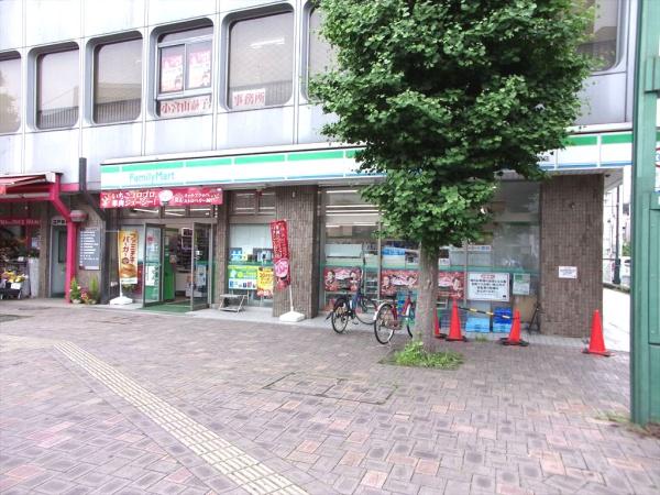 川越パークファミリア(ファミリーマート本川越駅前店)