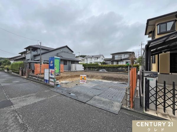 鳩山町松ヶ丘1丁目　新築一戸建て