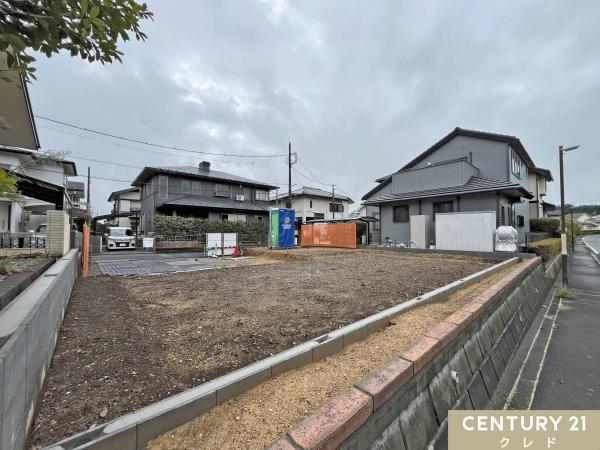 鳩山町松ヶ丘1丁目　新築一戸建て