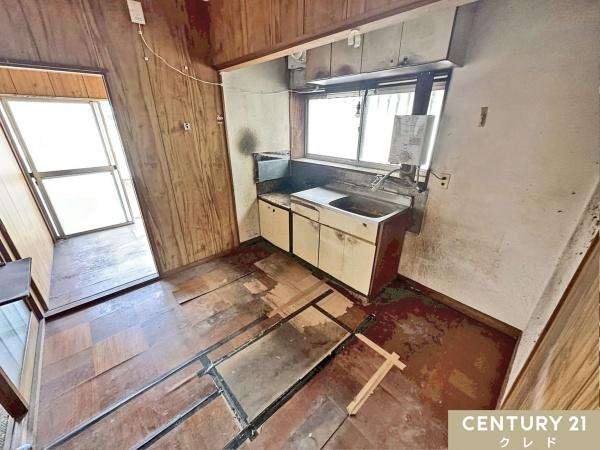 入間郡毛呂山町岩井東1丁目の中古一戸建て(リビング)