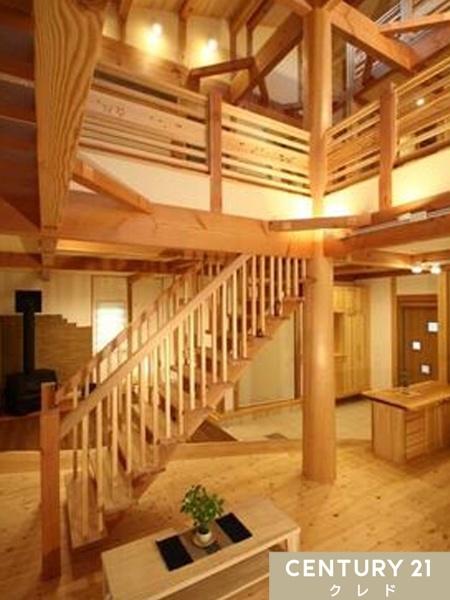 東松山市あずま町1丁目の中古一戸建て(リビング)