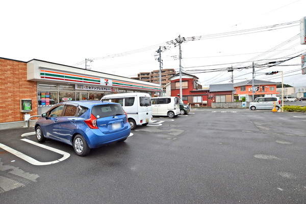 フォルテコート若葉(セブンイレブン鶴ヶ島市役所通り店)