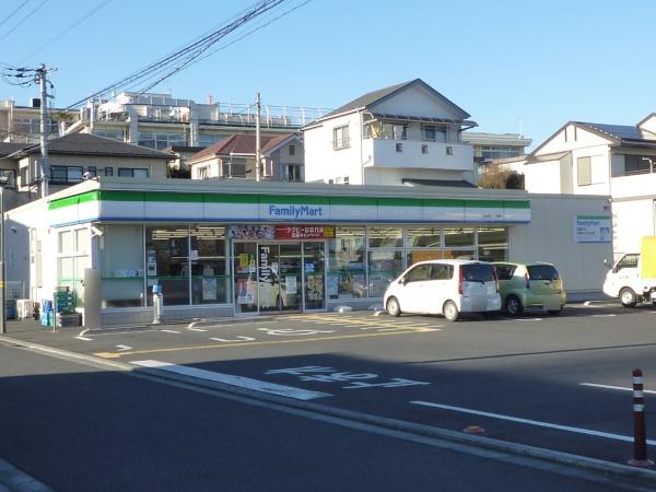 ライオンズガーデン川越(ファミリーマート川越岸町三丁目店)