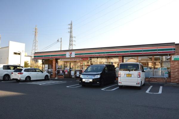 若葉台マンション(セブンイレブン坂戸塚越店)