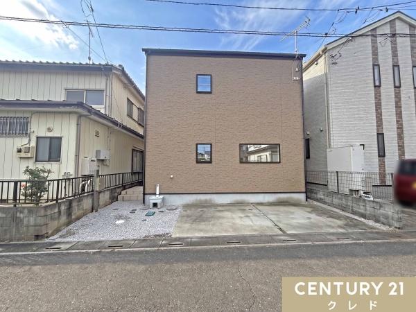 比企郡滑川町月の輪6丁目 中古一戸建て