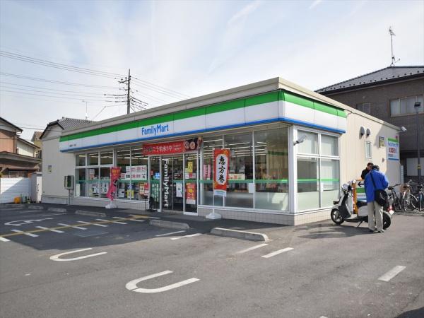 キャッスルメジェール川越(ファミリーマート川越岸町1丁目店)