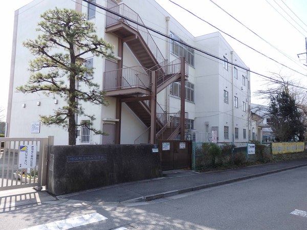 鳩山町楓ヶ丘3丁目　新築一戸建て(鳩山町立鳩山小学校)