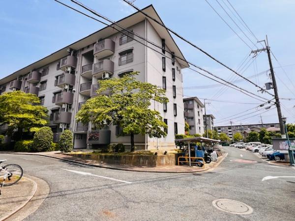 新檜尾台第2次住宅2号棟
