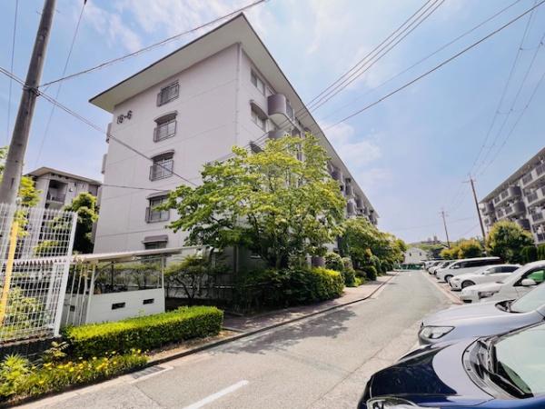 新檜尾台第2次住宅2号棟