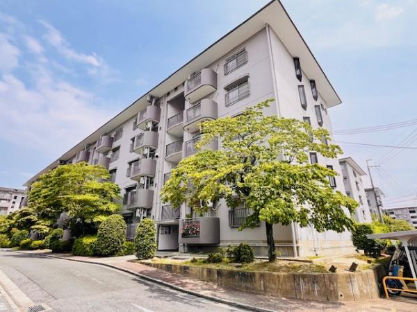 新檜尾台第2次住宅2号棟