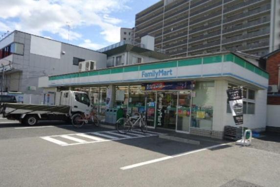 浅香山住宅27号棟(ファミリーマートときはま北花田店)
