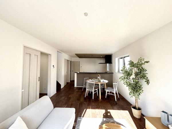 堺市西区上野芝町7丁2号棟　新築戸建