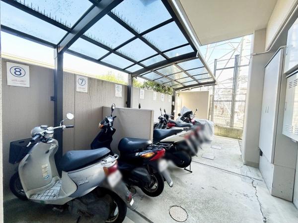 クラウンセゾン深井