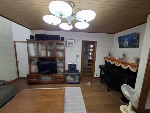 堺市美原区さつき野東　中古戸建