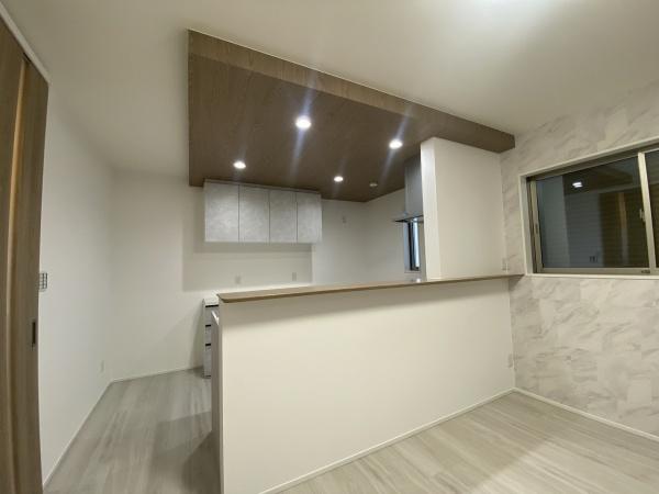 堺市中区深井清水町　新築戸建