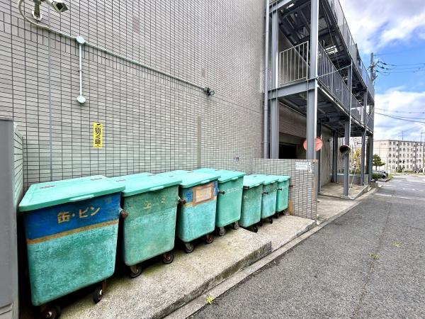 ファミール竹城台