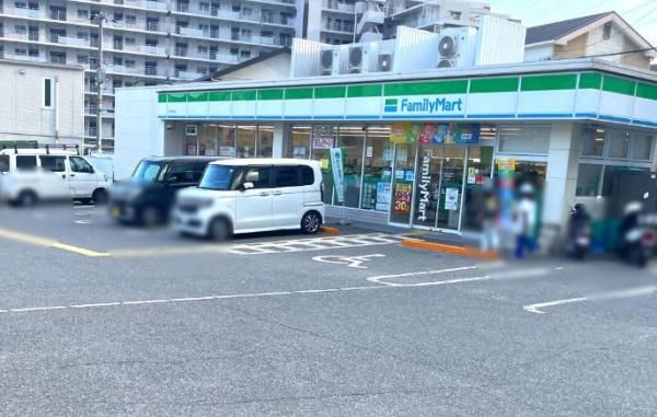 光明台ハイタウン4号棟(ファミリーマート光明池南店)