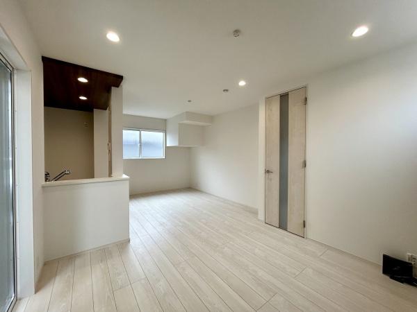堺市西区浜寺昭和町4丁　新築戸建