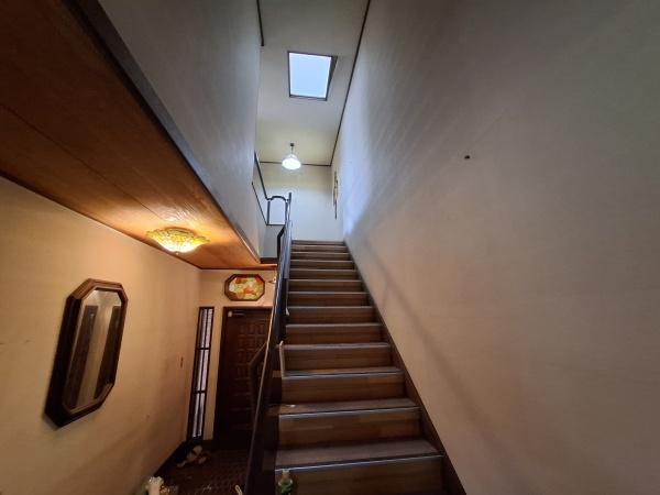 松原市松ケ丘２丁目の中古一戸建て