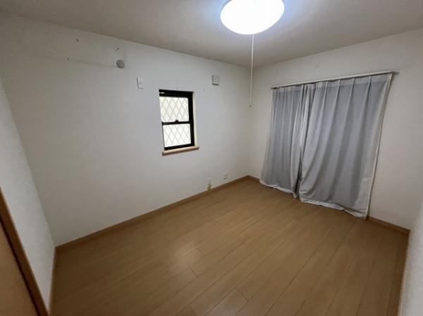 四條畷市岡山東3丁目　中古戸建