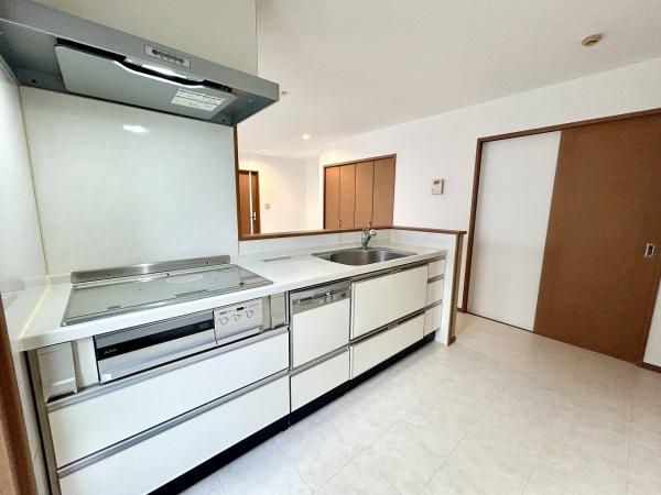 堺市美原区南余部西1丁　中古戸建