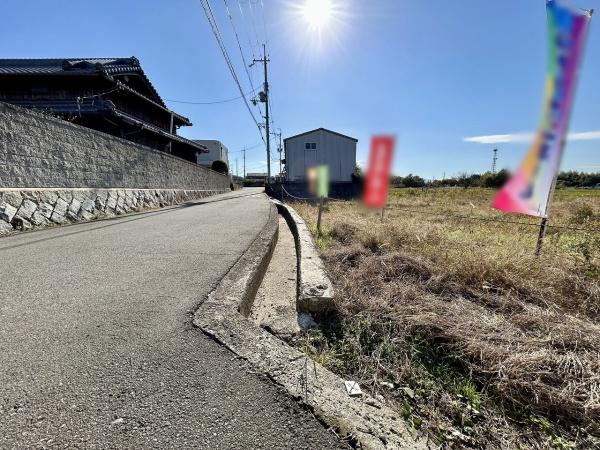 堺市美原区菅生の土地(前面道路含む現地写真)