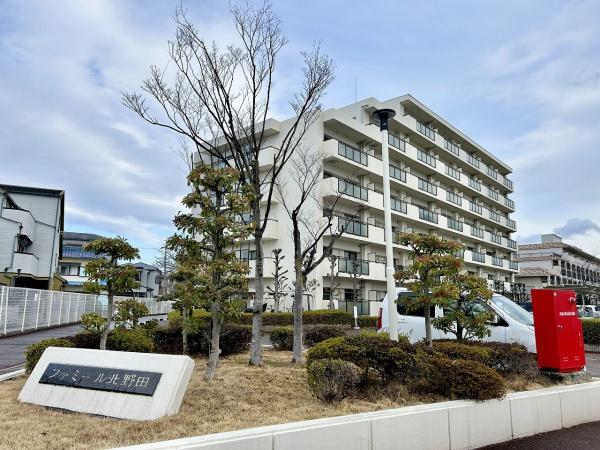 ファミール北野田