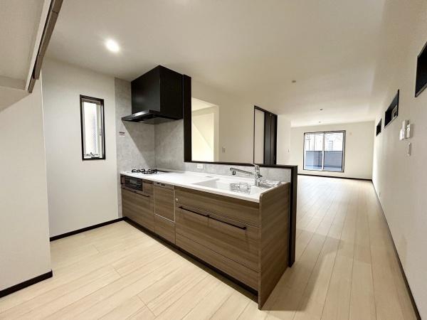 堺市堺区新在家町東4丁　新築戸建