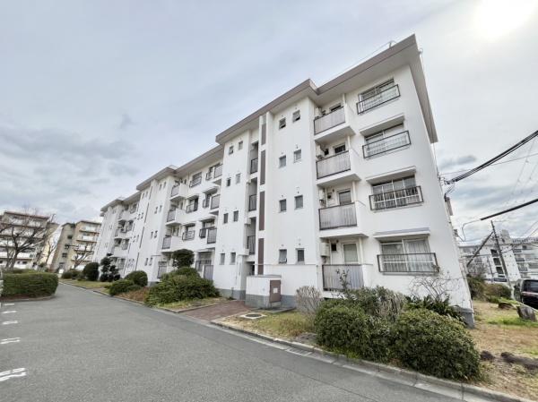 新金岡町3丁1番E住宅9棟