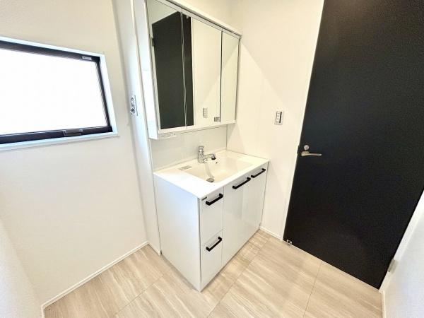 堺市北区百舌鳥本町1丁1号棟　新築戸建