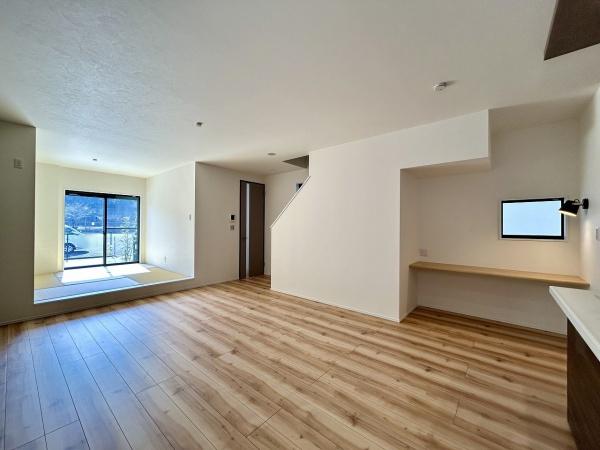 堺市北区百舌鳥本町1丁5号棟　新築戸建