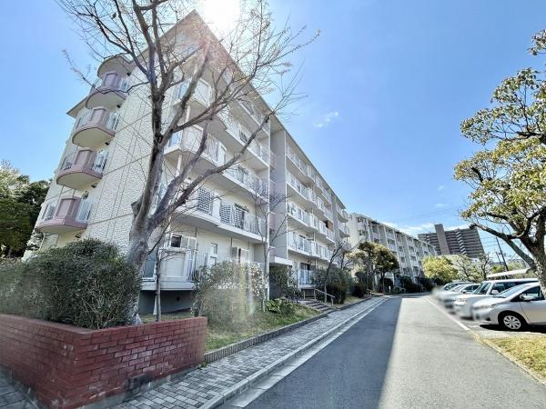 光明池駅前第2住宅2号棟