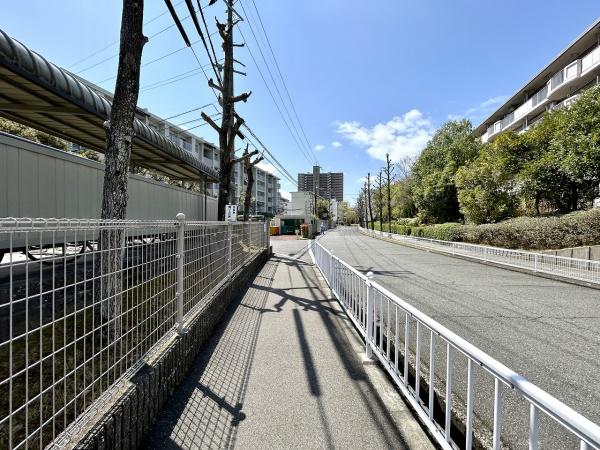 光明池駅前第2住宅2号棟