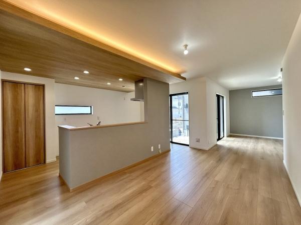 堺市西区家原寺町1丁C号棟　新築戸建