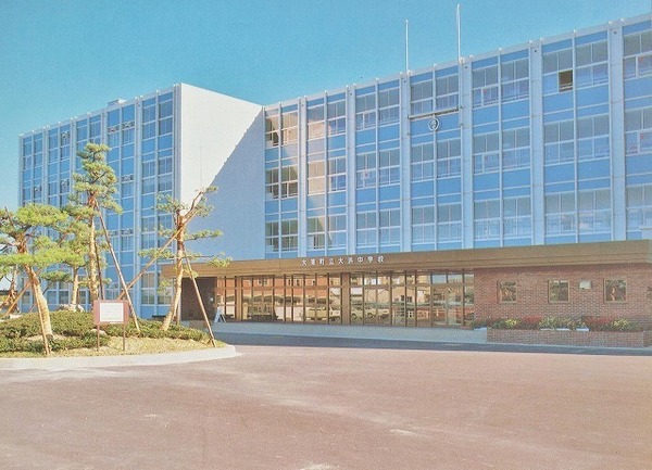 堺市堺区南半町西2丁の土地(堺市立大浜中学校)