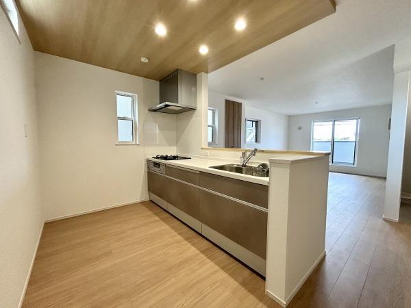 堺市北区長曽根町1号棟　新築戸建