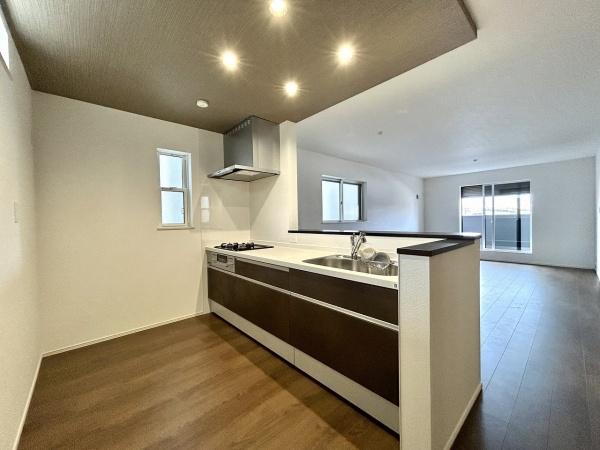 堺市北区長曽根町2号棟　新築戸建