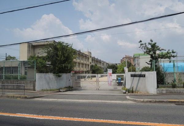 サンロード大泉(松原市立布忍小学校)