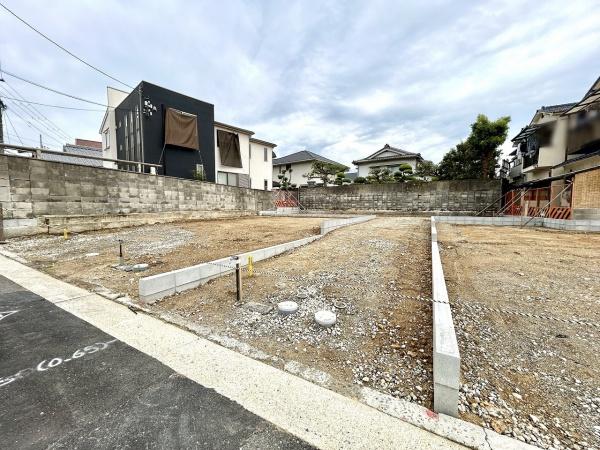 堺市西区上野芝向ヶ丘町４丁の土地