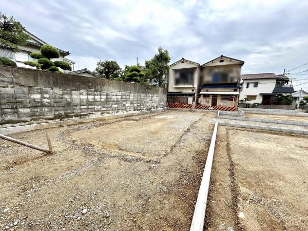 堺市西区上野芝向ヶ丘町４丁の土地