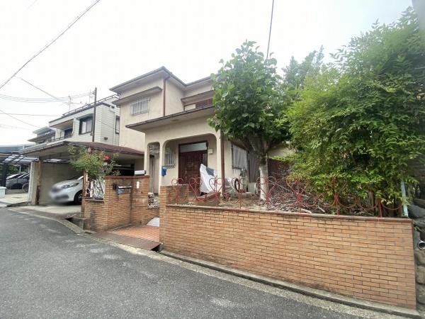 羽曳野市高鷲3丁目　古家付売土地