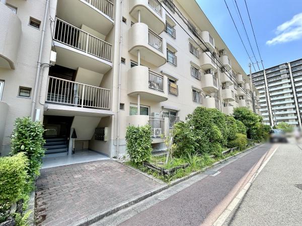 泉北鴨谷台第一次住宅18号棟