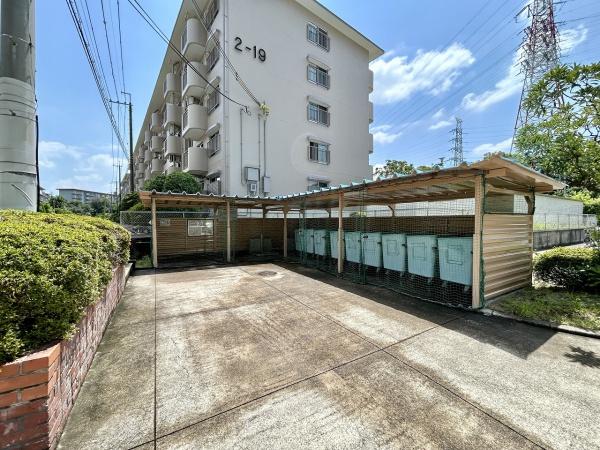 泉北鴨谷台第一次住宅18号棟