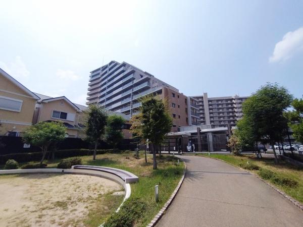 ヴユーイスト泉ヶ丘