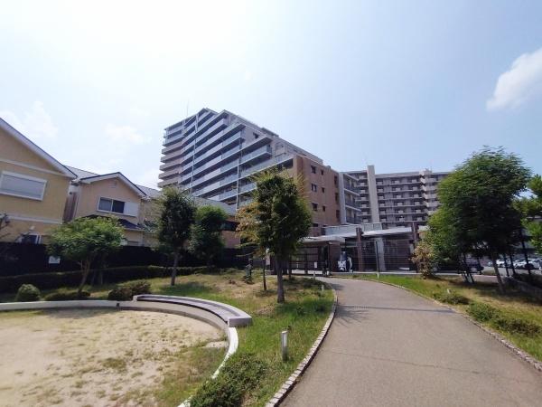 ヴユーイスト泉ヶ丘