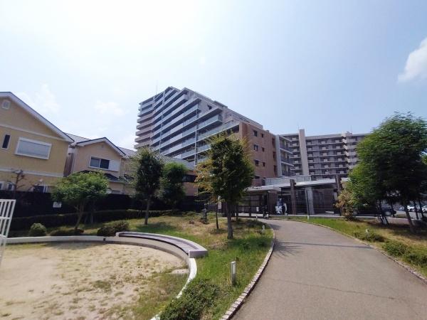 ヴユーイスト泉ヶ丘