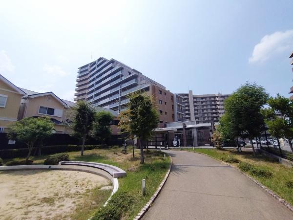 ヴユーイスト泉ヶ丘